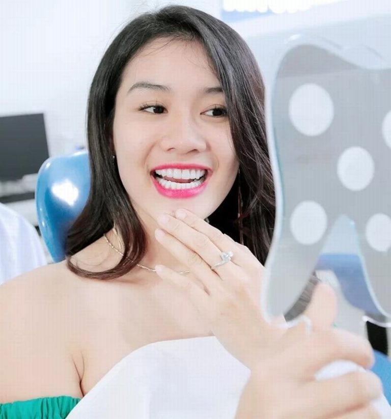 rang-su-ba-ht-doc-quyen-tai-nha-khoa-bao-anh4